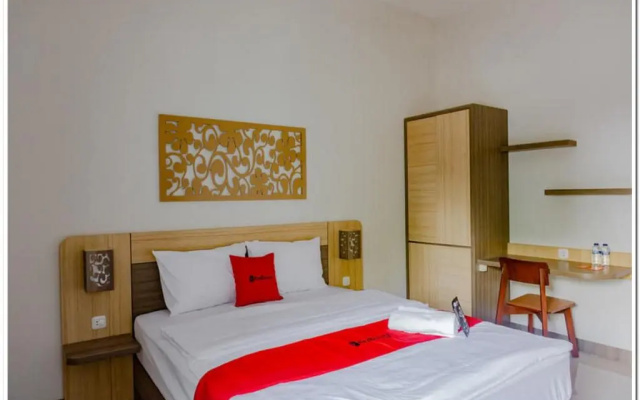 RedDoorz near Jogja City Mall 4