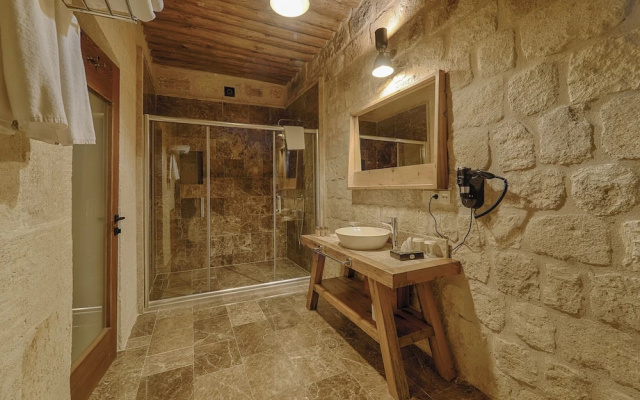 Solem Cave Suites