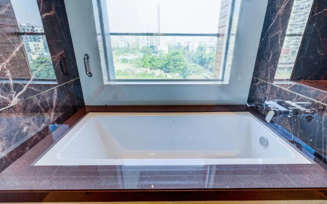 Hotel Gurudev Grand