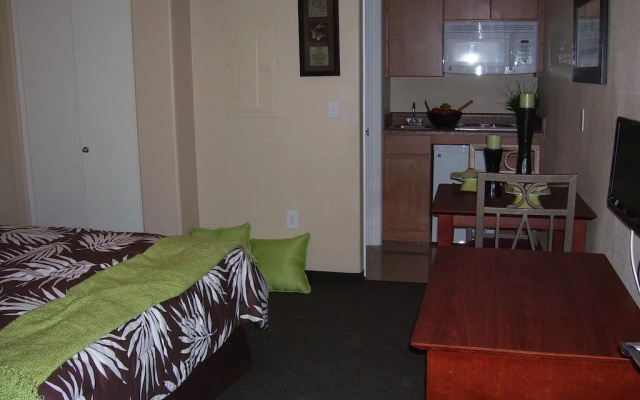 Legacy Suites Tolleson