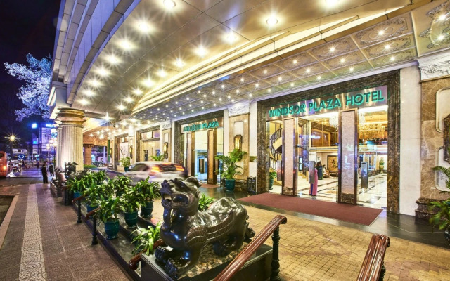 Отель Windsor Plaza Hotel Вьетнам, Хошимин - 1 отзыв об отеле, цены и фото номеров - забронировать отель Windsor Plaza Hotel онлайн вид на фасад