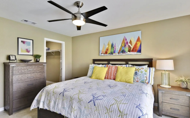 Dawn 935 - 1 Br Condo