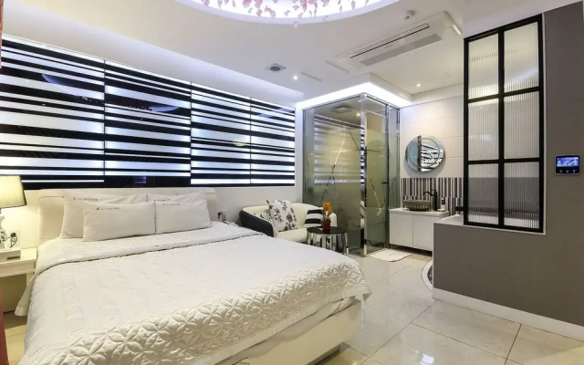 Sacheon The W Self Check-in Hotel