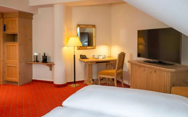 Atomis Hotel Munich Airport by Mercure