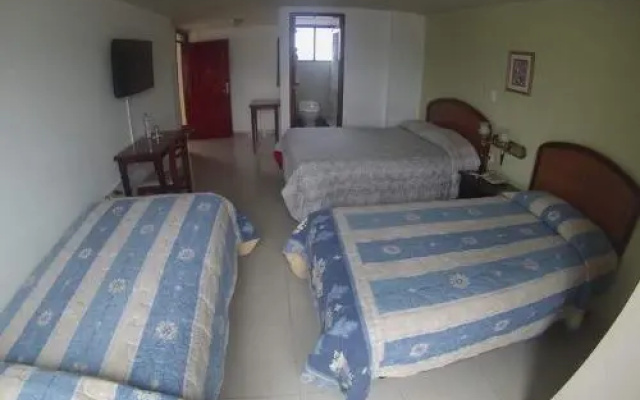 Hotel Sierra Nort