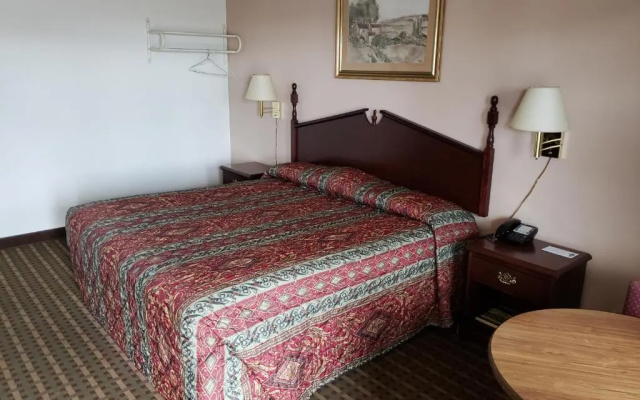 River Heights Motel