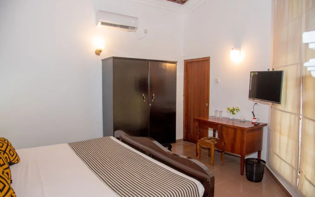 Goldi Villa