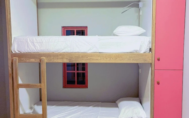 Tropical Hostel Santa Marta