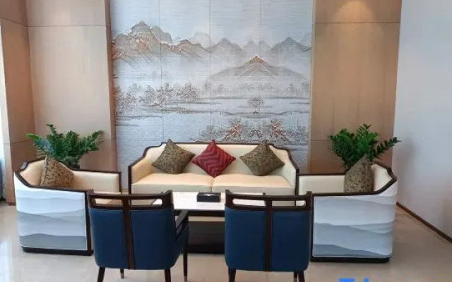 Tong Run Hotel