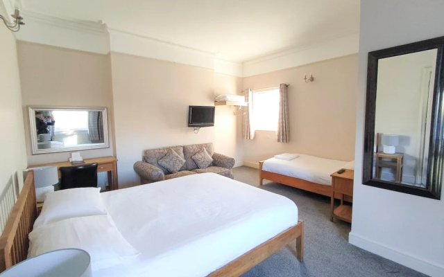 Woodcote House Hotel