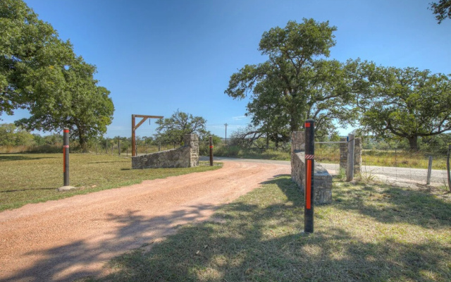 NEW Gorgeous Casita With Grill&hillcountryviews