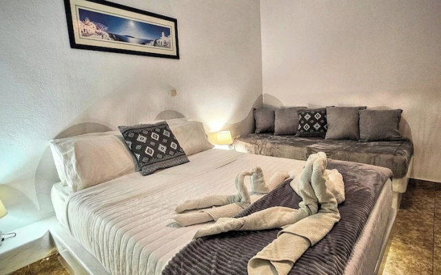 Room in Studio - Pleasure Studios2 Peson 3