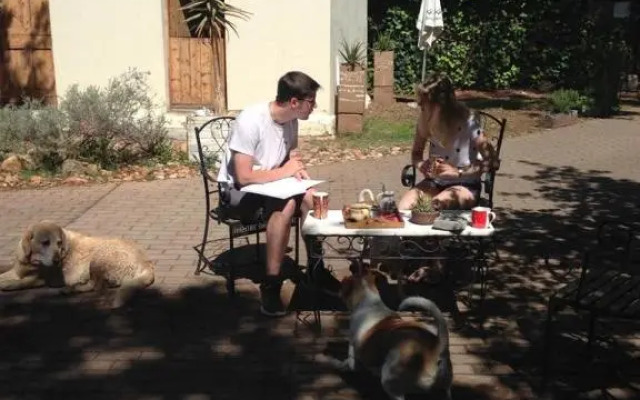 ArtKaroo Stay