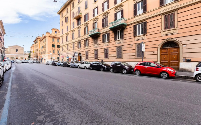 La Casa Di Andrea Ai Musei Vaticani 1