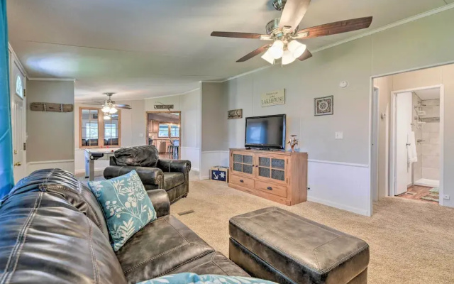 Lakefront Granbury Home, Boat Dock On-site!