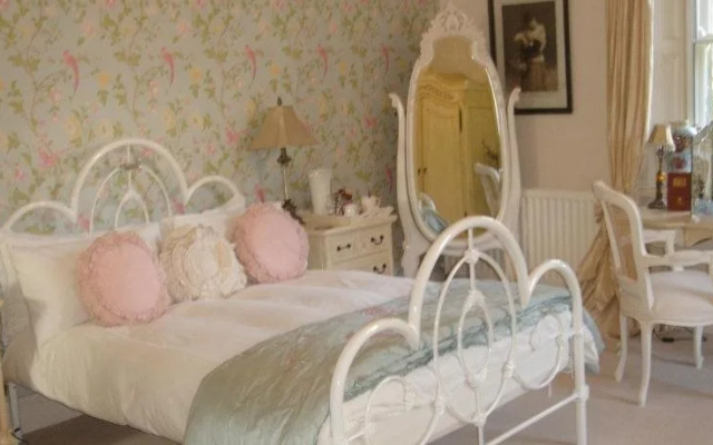 Littlebank Guest House