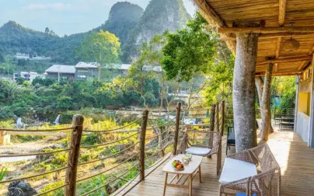 Huayue Shanshui Gallery Hotel, Daxin Detian