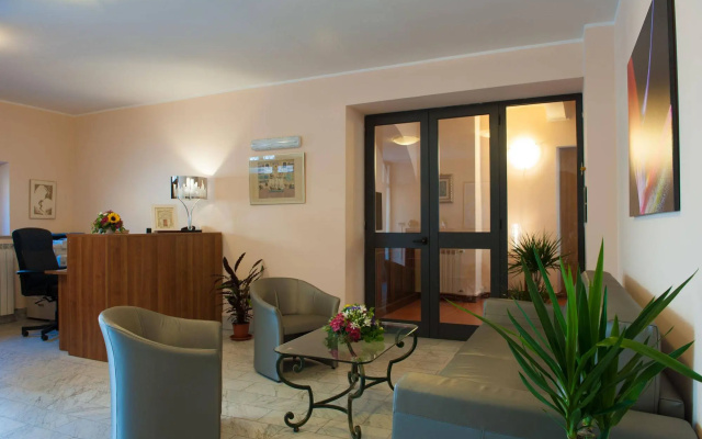 Hotel Capranica