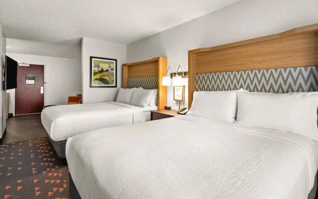 Holiday Inn & Suites Bothell by IHG