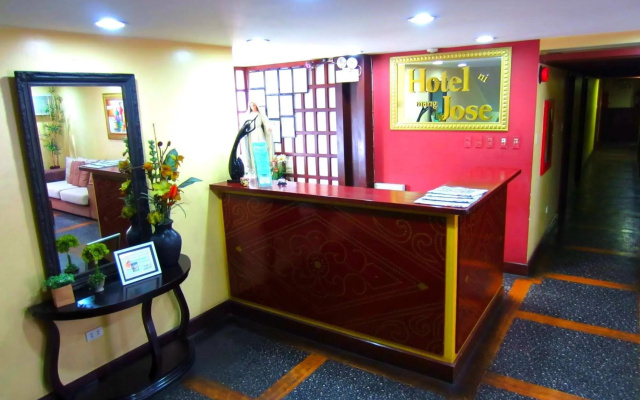 Hotel ni Mang Jose