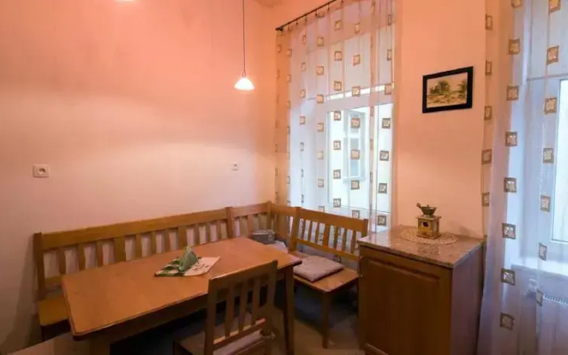 Apartament Anet