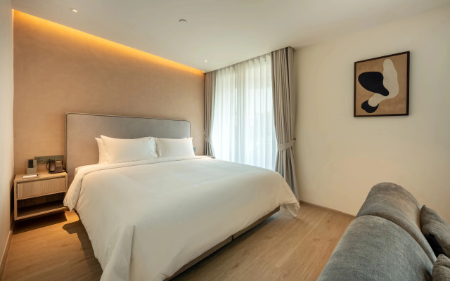 ROYS Hotel Bangkok