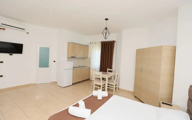 Michelle Apartments