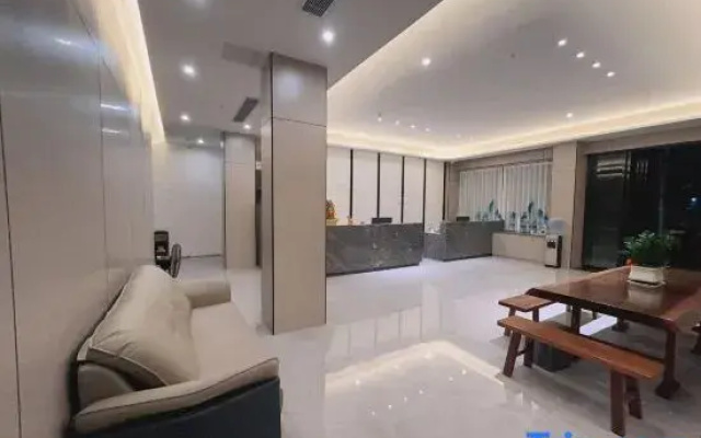 Quanji Boya Hotel