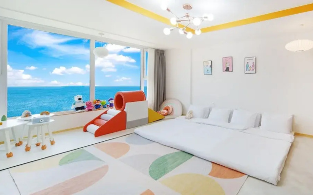 Jeju Kidsgajok Badatgahauseu