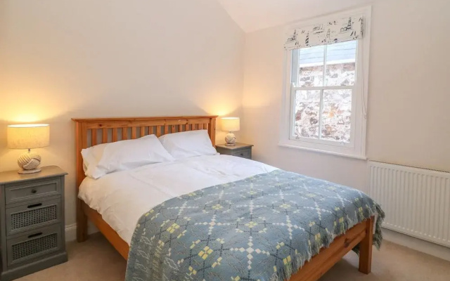 11 Marine Terrace
