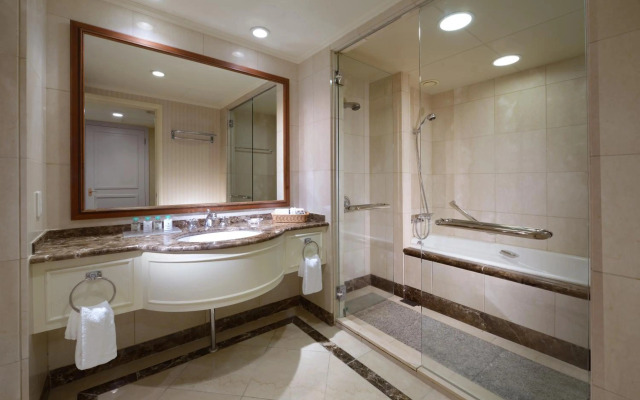 Nagoya Kanko Hotel