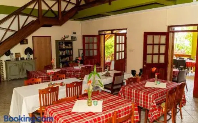 Roxys Mountain Lodge