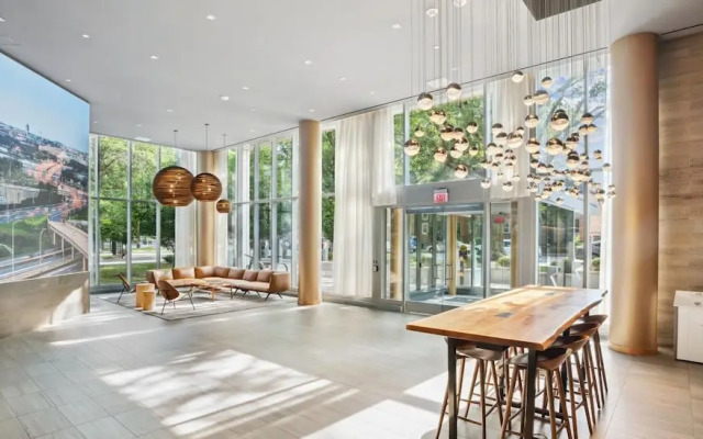 Landing Spectacular Studio, Gym