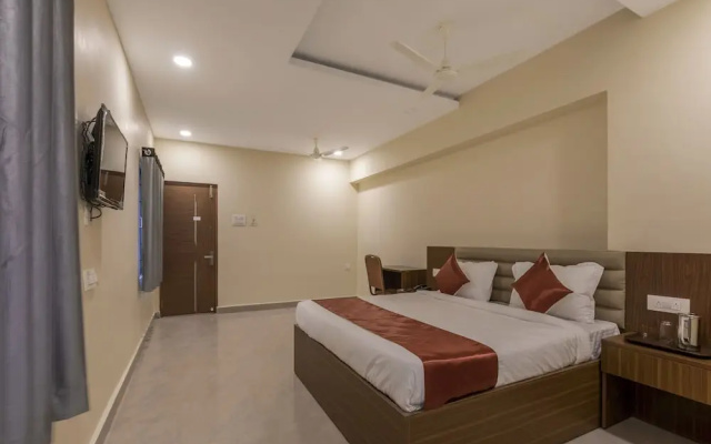 OYO 11676 Nakshatra Grand