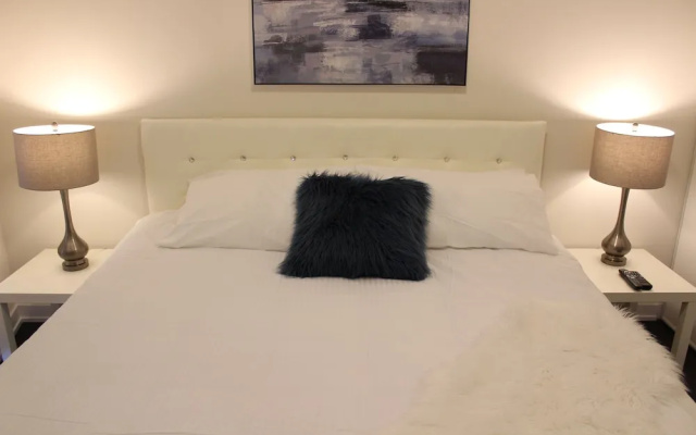 Executive Skyline Suites