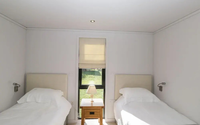 Manor Farm Lodge