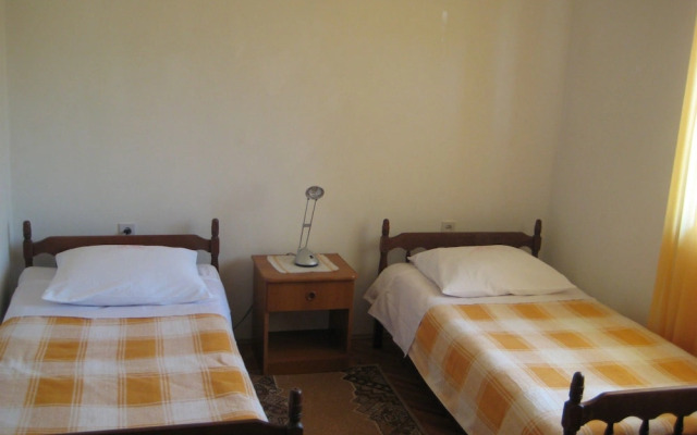 Apartments Biserka