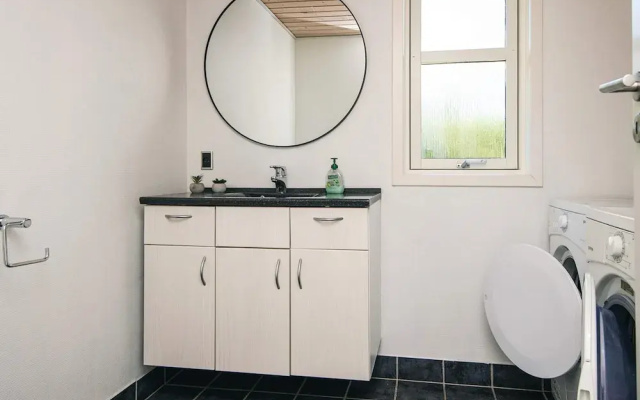 6 Person Holiday Home in Ansager