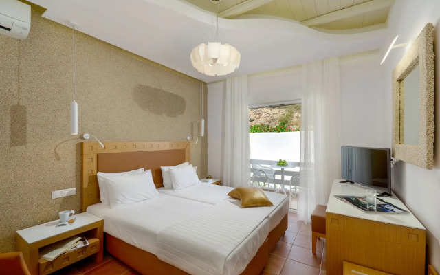 Adriani Hotel