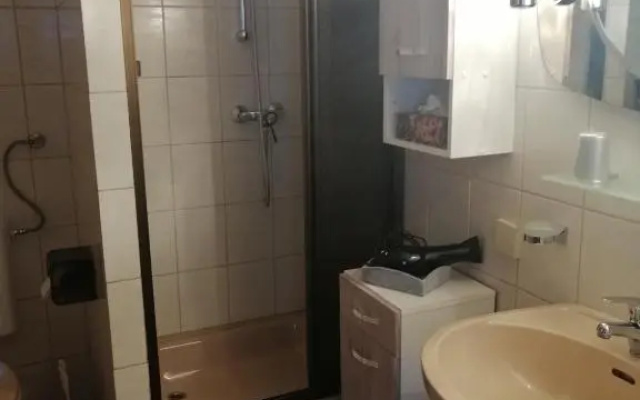 Glori' s Fewo groß