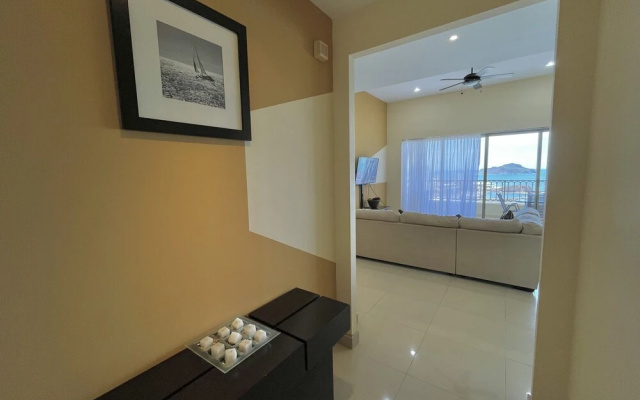 Gavias Grand Ocean Front