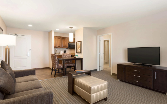 Homewood Suites by Hilton Fargo