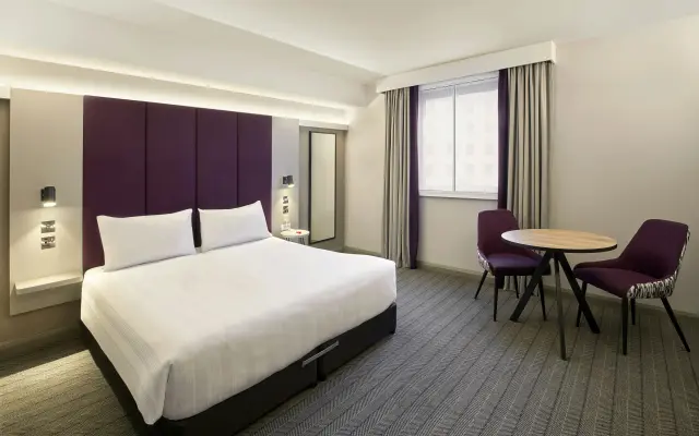 Premier Inn Southampton West Quay