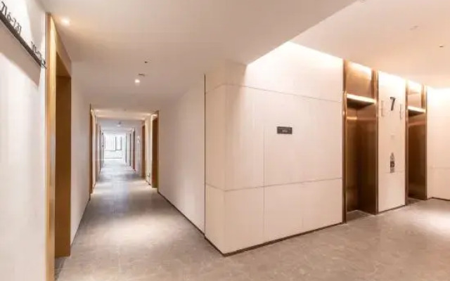 Livetour International Apartment (Guangzhou Pazhou Exhibition Center)