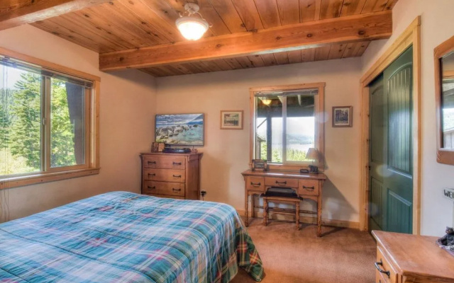 Chamberland Getaway Lake Views w/ Deck!