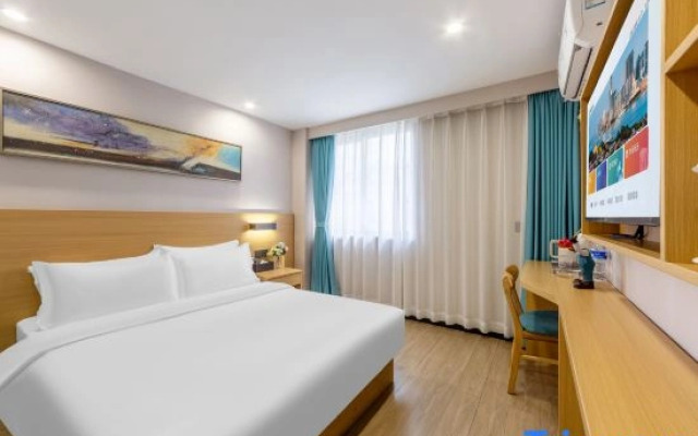 Yizi Hotel (Guangzhou International Exhibition Center and Canton Tower)