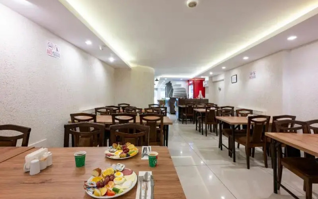 Saray Hotel