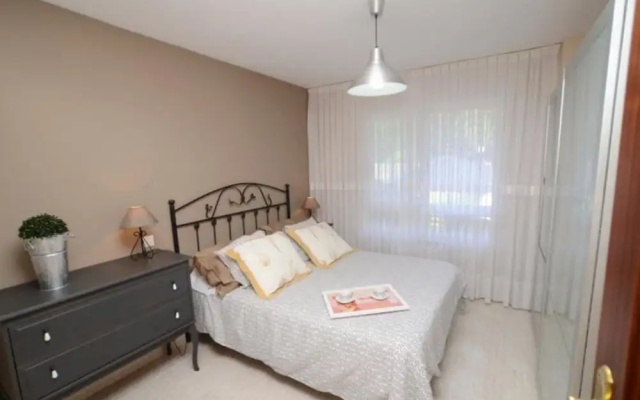 106305 - Apartment in Isla