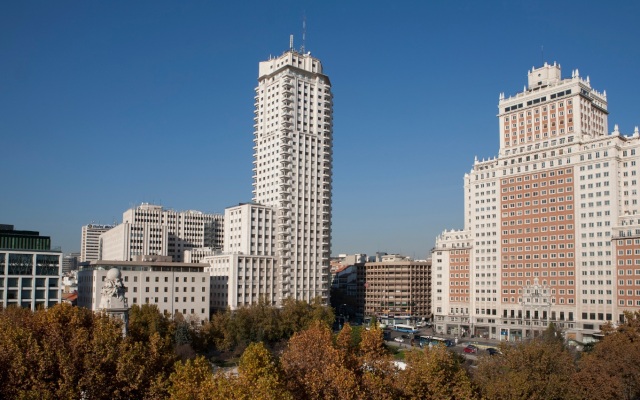 Отель Espahotel Plaza de Espana вид на фасад