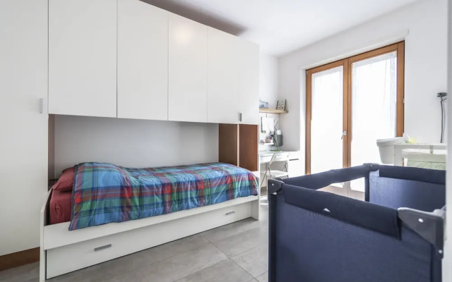 LakeGarden Apartment